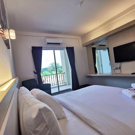 Serdang Lake View Resort Sungai Kechil ภายนอก รูปภาพ